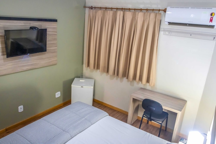 Imagen de la habitación del Hotel Portucali. Foto 14