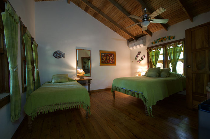 Imagen de la habitación del Hotel Posada Arco Iris. Foto 3