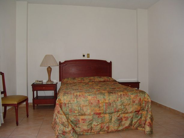 Imagen de la habitación del Hotel Posada Arcos. Foto 12