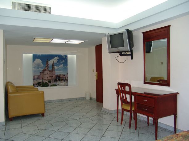 Imagen de la habitación del Hotel Posada Arcos. Foto 15