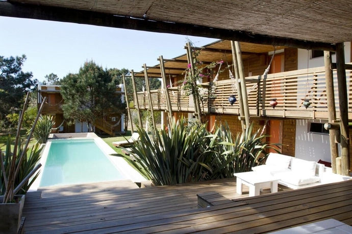 Imagen de la piscina del Hotel Posada Arenas de Jos&eacute; Ignacio. Foto 12