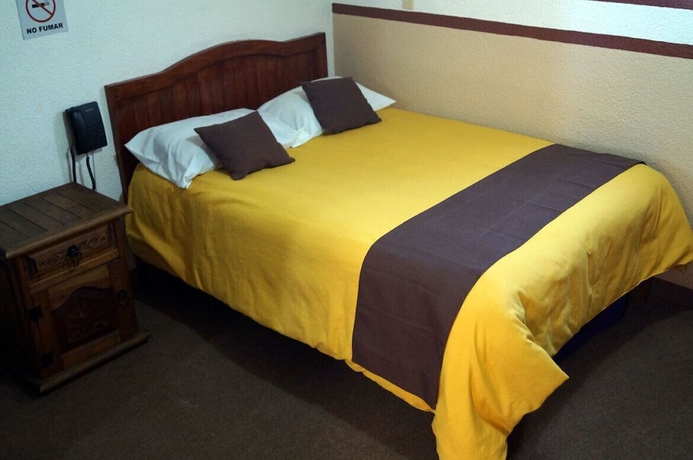 Imagen de la habitación del Hotel Posada Arny. Foto 8