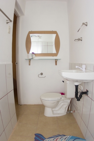 Imagen de la habitación del Hotel Posada Bah&iacute;a Azul. Foto 2