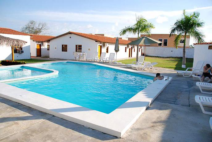 Imagen de la piscina del Hotel Posada Bienestar. Foto 6