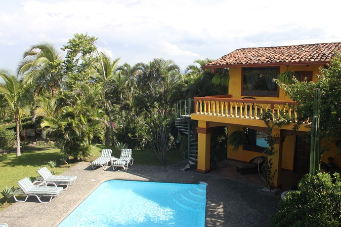Imagen de la piscina del Hotel Posada Canal Grande. Foto 15