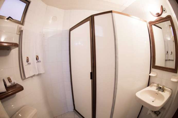 Imagen de la habitación del Hotel Posada Casa Regia. Foto 6