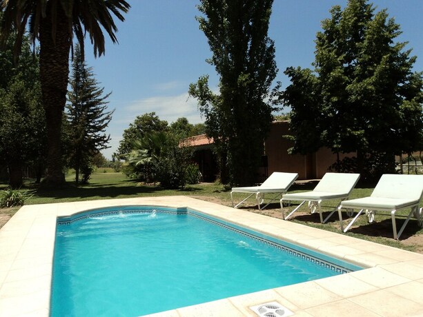 Imagen de la piscina del Hotel Posada Cavieres Wine Farm. Foto 40
