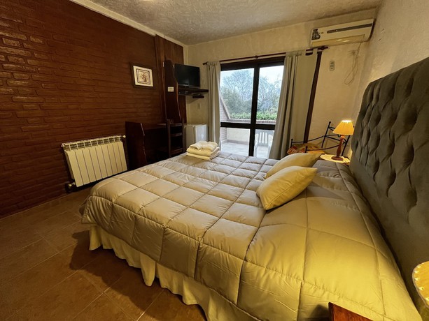 Imagen de la habitación del Hotel Posada Chalet Suisse. Foto 4