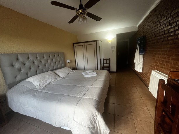 Imagen de la habitación del Hotel Posada Chalet Suisse. Foto 7