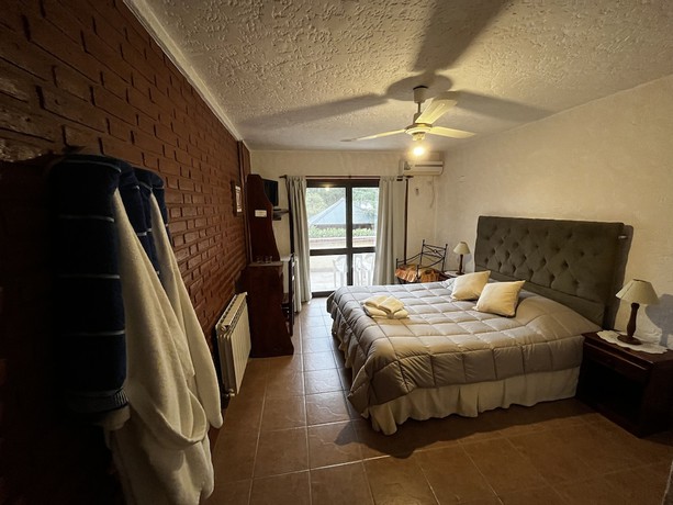 Imagen de la habitación del Hotel Posada Chalet Suisse. Foto 8