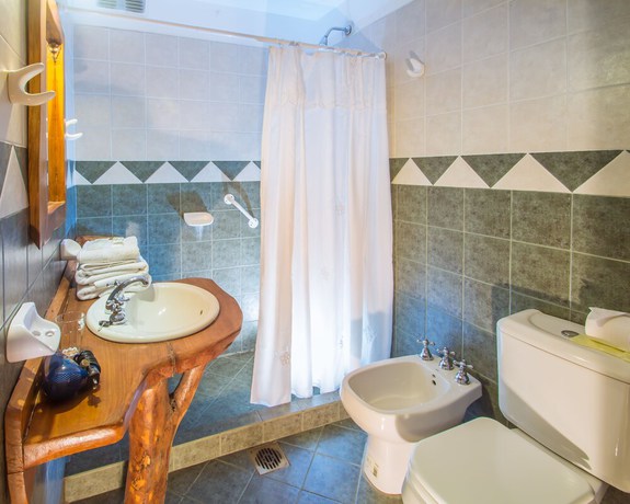 Imagen de la habitación del Hotel Posada Chalet Suisse. Foto 17