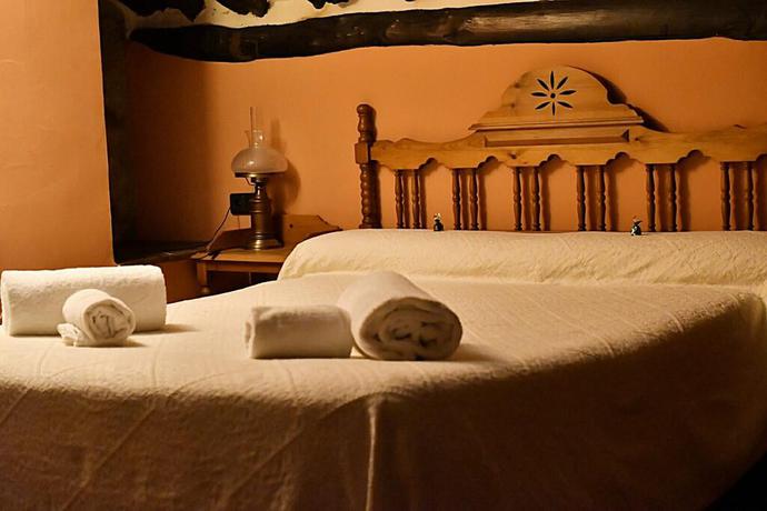 Imagen de la habitación del Hotel Posada De Candelario. Foto 4