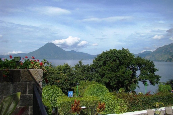 Imagen de los exteriores del Hotel Posada De Don Rodrigo Panajachel. Foto 4
