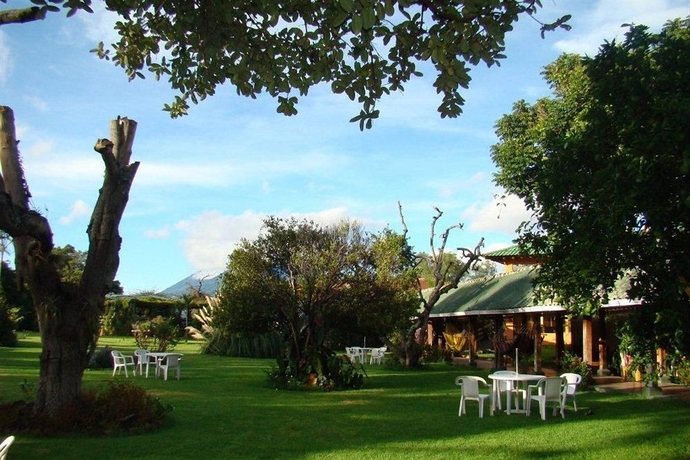 Imagen de los exteriores del Hotel Posada De Don Rodrigo Panajachel. Foto 8