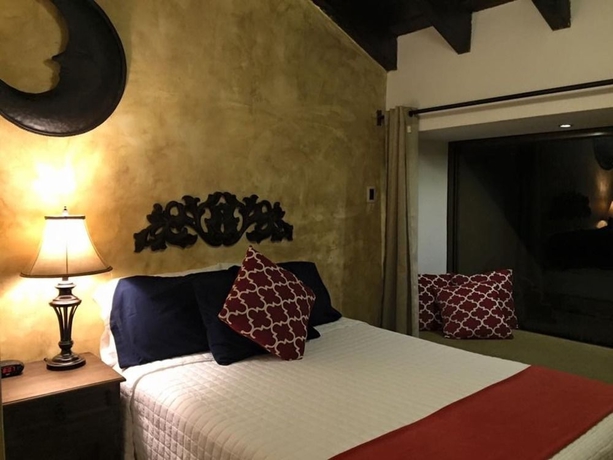 Imagen de la habitación del Hotel Posada De La Luna. Foto 8