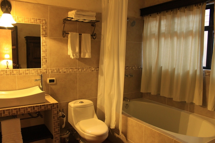 Imagen de la habitación del Hotel Posada De La Luna. Foto 12