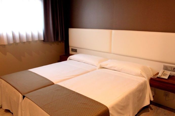 Imagen de la habitación del Hotel Posada De Roces. Foto 8