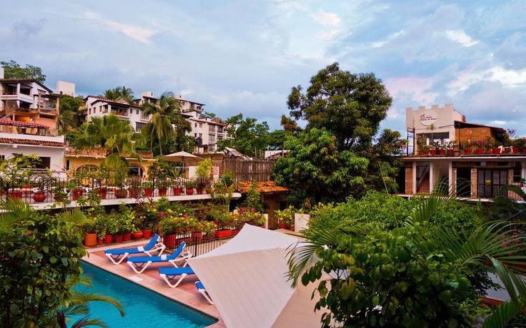 Imagen general del Hotel Posada De Roger. Foto 2