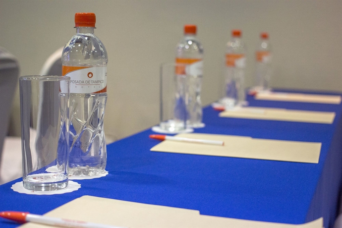 Imagen de los interiores del Hotel Posada De Tampico. Foto 12