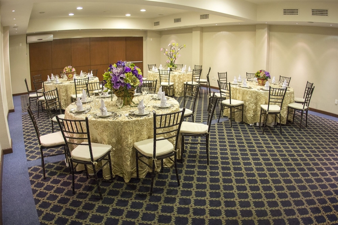 Imagen de los interiores del Hotel Posada De Tampico. Foto 14