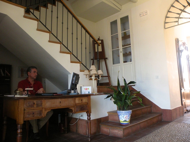 Imagen de los interiores del Hotel Posada De Valdezufre. Foto 8