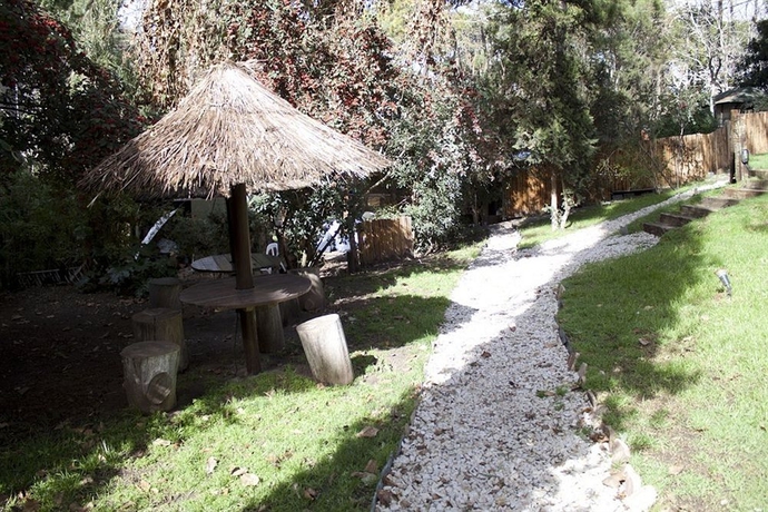 Imagen de los exteriores del Hotel Posada Del Bosque Caril&oacute;. Foto 9