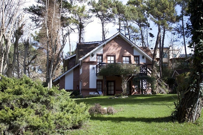 Imagen general del Hotel Posada Del Bosque Caril&oacute;. Foto 3