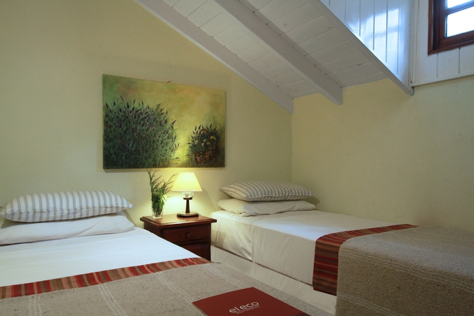Imagen de la habitación del Hotel Posada Del Bosque Caril&oacute;. Foto 5