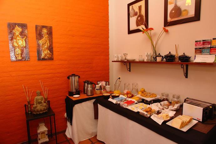 Imagen del bar/restaurante del Hotel Posada Del Bosque, Colonia de Sacramento. Foto 3