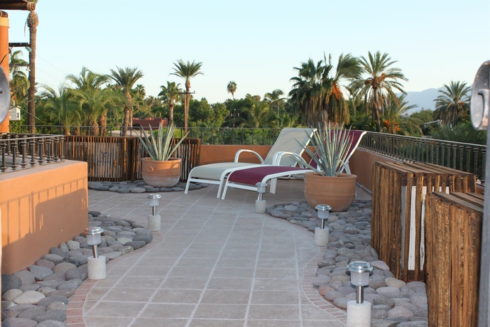 Imagen de los exteriores del Hotel Posada Del Cortes. Foto 11