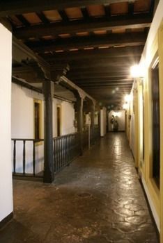 Imagen de los interiores del Hotel Posada Del Hermano Pedro. Foto 4