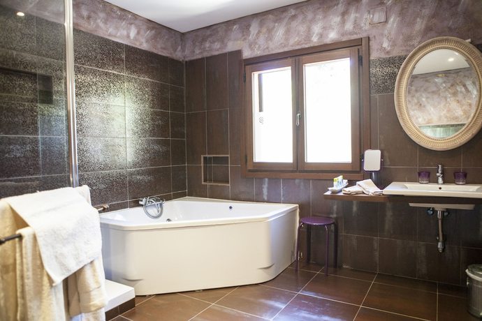 Imagen de la habitación del Hotel Posada Del Infante Posada Real. Foto 4