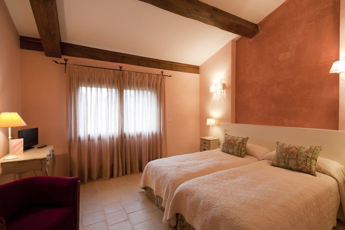Imagen de la habitación del Hotel Posada Del Infante Posada Real. Foto 5