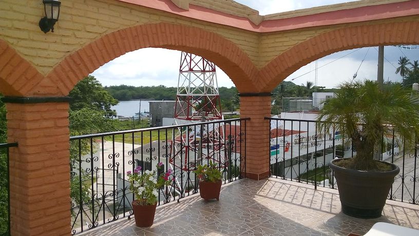 Imagen de los exteriores del Hotel Posada Del Rey, San Blas. Foto 10