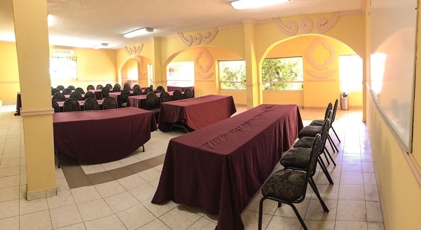 Imagen de los interiores del Hotel Posada Del Sol Inn. Foto 11