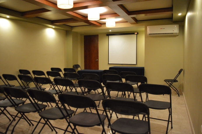 Imagen de los interiores del Hotel Posada Del Virrey. Foto 18