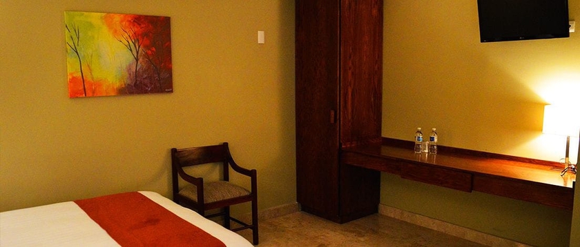 Imagen de la habitación del Hotel Posada Del Virrey, Xalapa. Foto 9