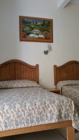 Imagen de la habitación del Hotel Posada Diamante. Foto 8