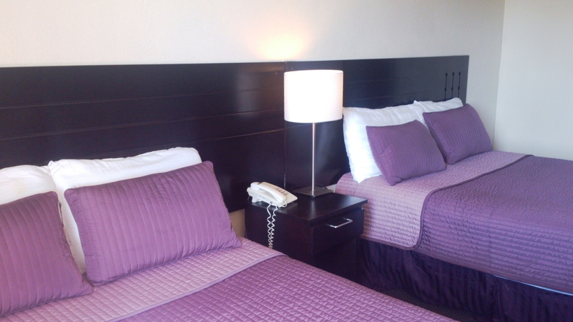 Imagen de la habitación del Hotel Posada Don Fernando. Foto 11