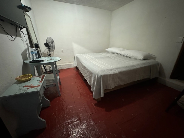 Imagen de la habitación del Hotel Posada Don Mario. Foto 14
