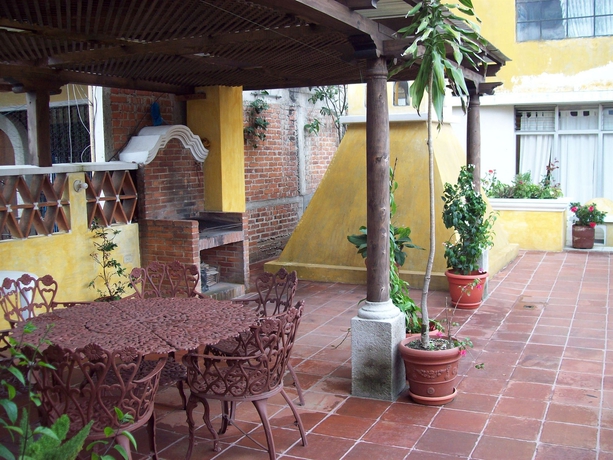 Imagen de los exteriores del Hotel Posada Don Valentino. Foto 8