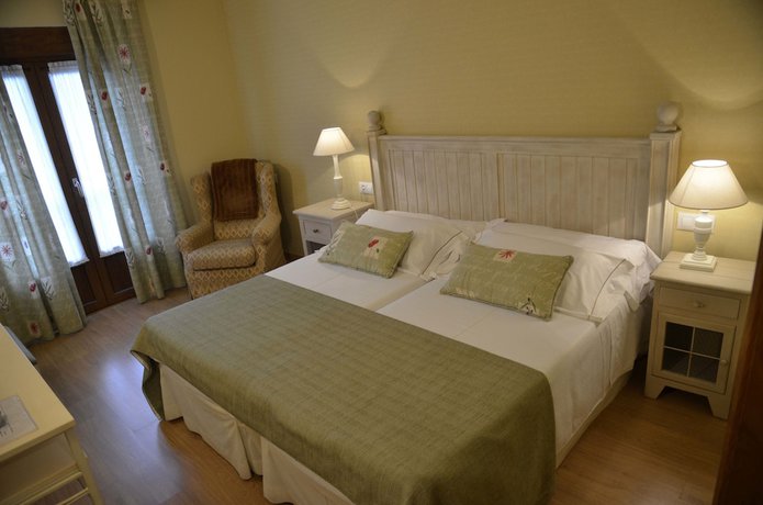 Imagen de la habitación del Hotel Posada El Corcal De Li&eacute;bana. Foto 13