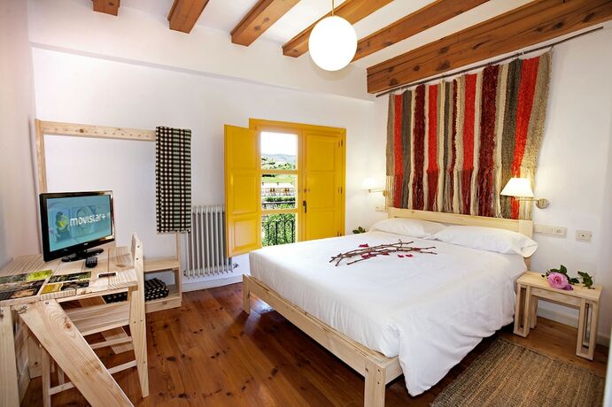 Imagen de la habitación del Hotel Posada Hoyos de Iregua. Foto 18