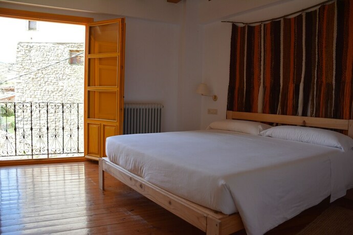 Imagen de la habitación del Hotel Posada Hoyos de Iregua. Foto 20