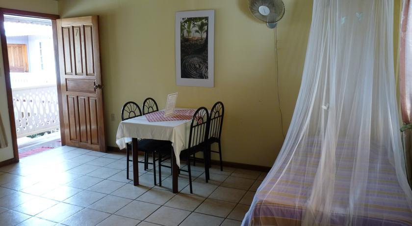 Imagen de la habitación del Hotel Posada Isla Chica. Foto 7