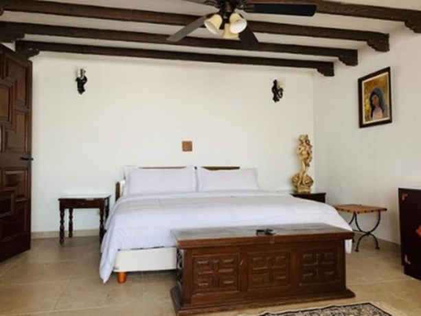 Imagen de la habitación del Hotel Posada La Ermita. Foto 13