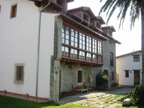 Imagen de los exteriores del Hotel Posada La Torre. Foto 11