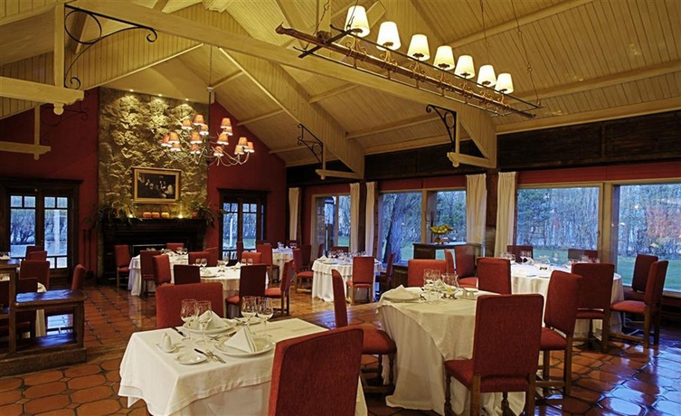 Imagen del bar/restaurante del Hotel Posada Los Alamos. Foto 2