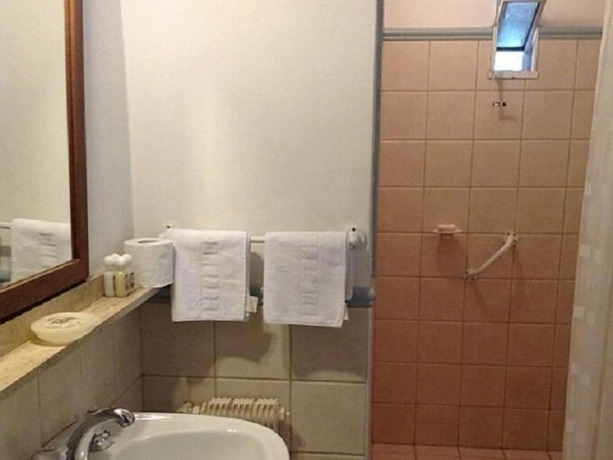 Imagen de la habitación del Hotel Posada Los Cedros. Foto 15