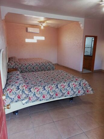 Imagen de la habitación del Hotel Posada Magdalena. Foto 19